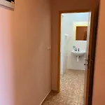 Apartmanovy Dum Obecna Skola