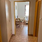 Apartmanovy Dum Obecna Skola *