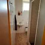 Διαμέρισμα Apartmanovy Dum Obecna Skola