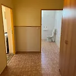 Apartmanovy Dum Obecna Skola Διαμέρισμα