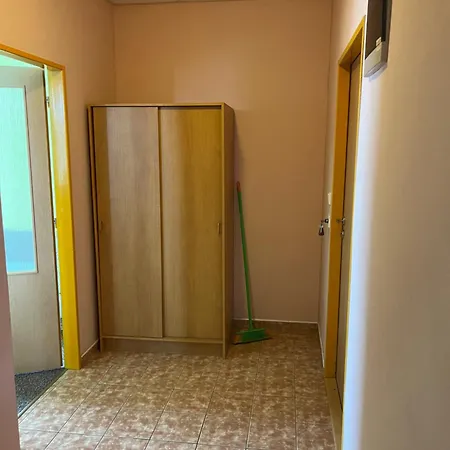 Apartmanovy Dum Obecna Skola * Světlík