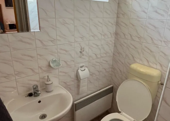 Apartmanovy Dum Obecna Skola Světlík