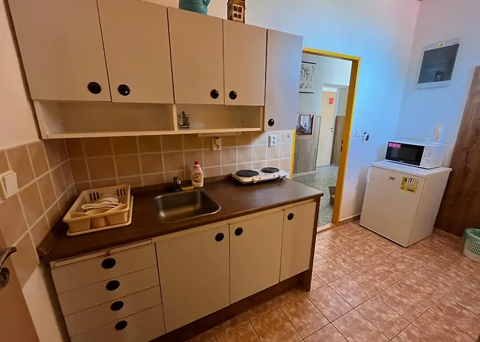 Apartmanovy Dum Obecna Skola Světlík