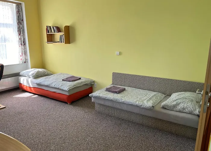 Apartmanovy Dum Obecna Skola アパート
