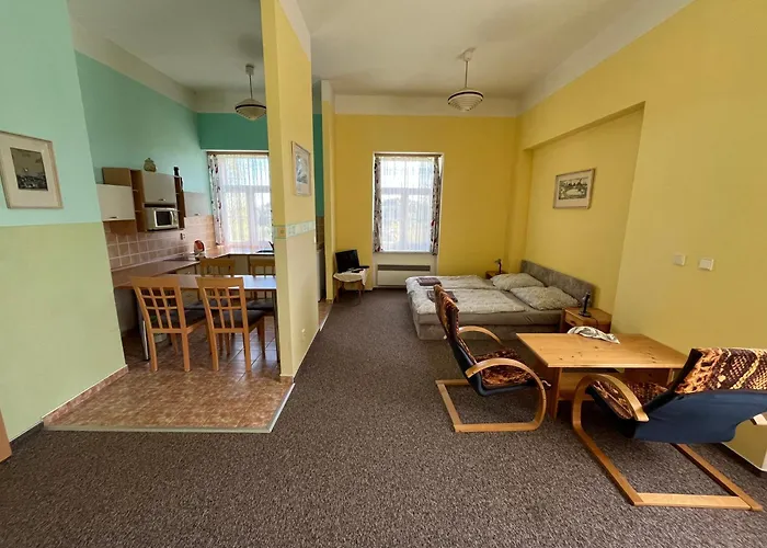 Apartmanovy Dum Obecna Skola * Světlík